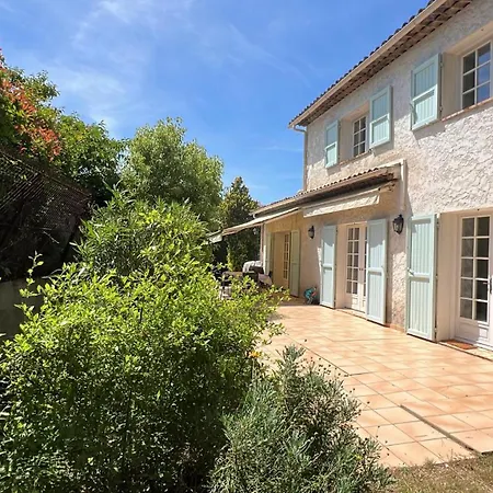 Alessia, Provencale A Holiday home *